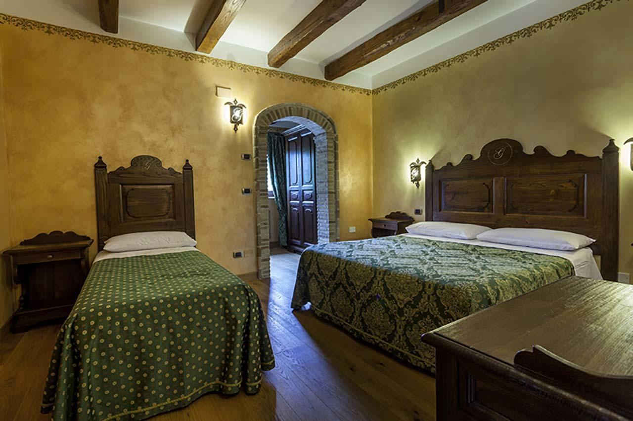 Hotel Guerrinuccio Celano Ngoại thất bức ảnh
