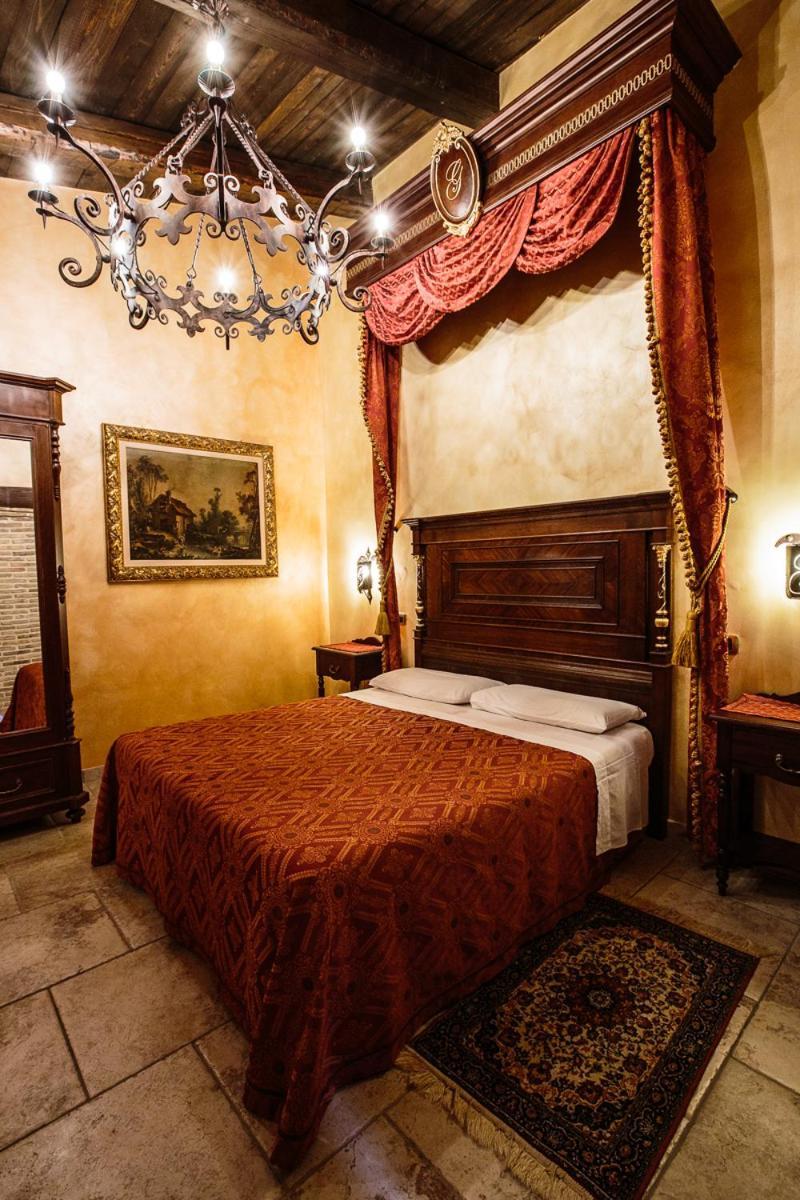 Hotel Guerrinuccio Celano Ngoại thất bức ảnh
